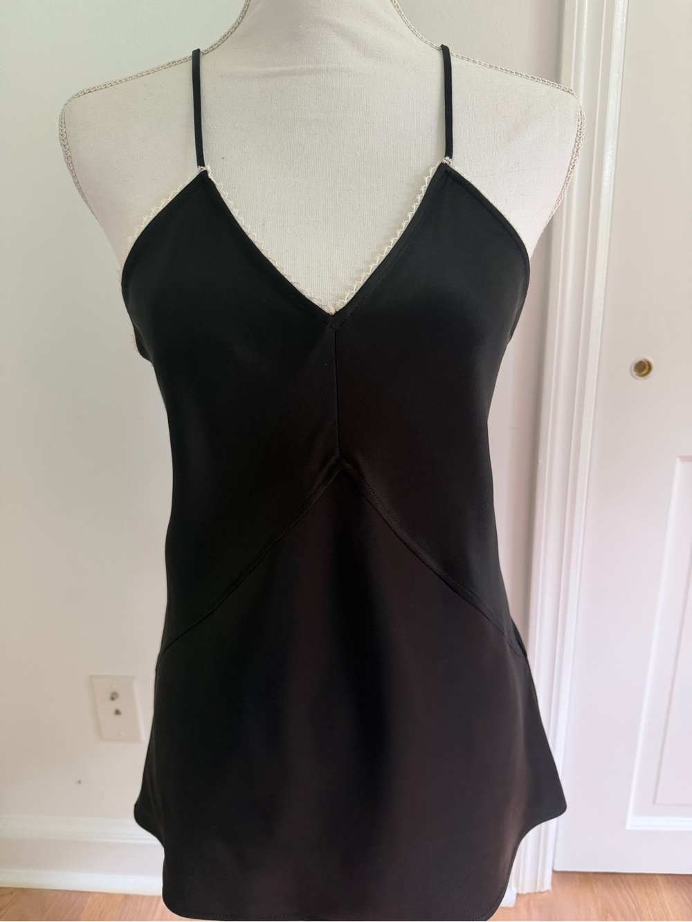 Victoria Beckham Black Spaghetti-Strap Lace Detail Camisole sz6 UK 10